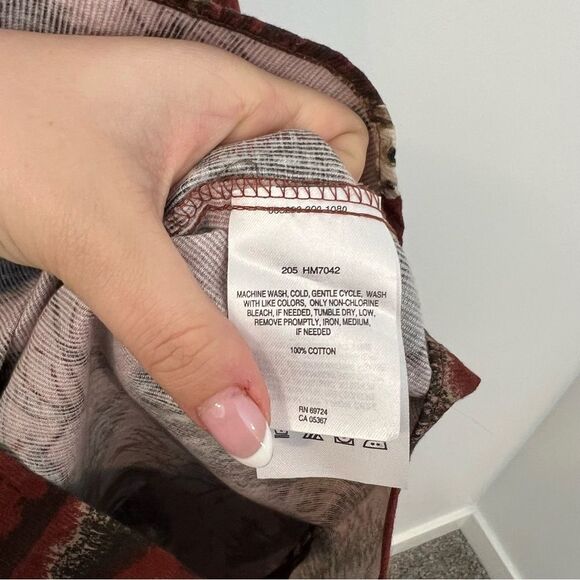 Columbia River Lodge Lab Hunting Button Down Medium - Picture 8 of 10